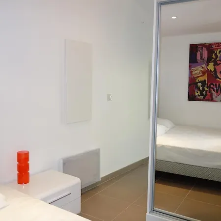 Riviera Old Town Deluxe Niza