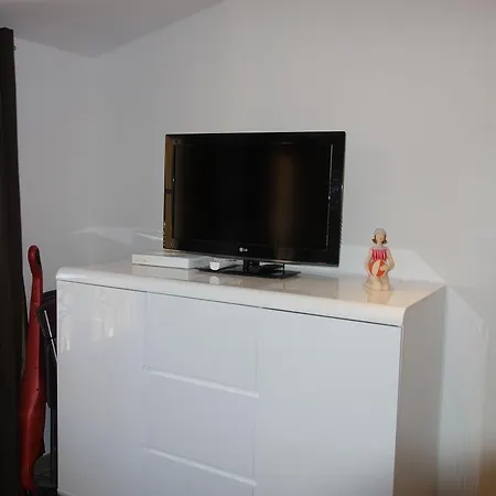 Riviera Old Town Deluxe Apartamento *